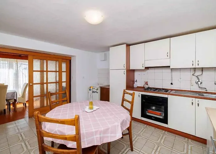 In 50554 Apartment *